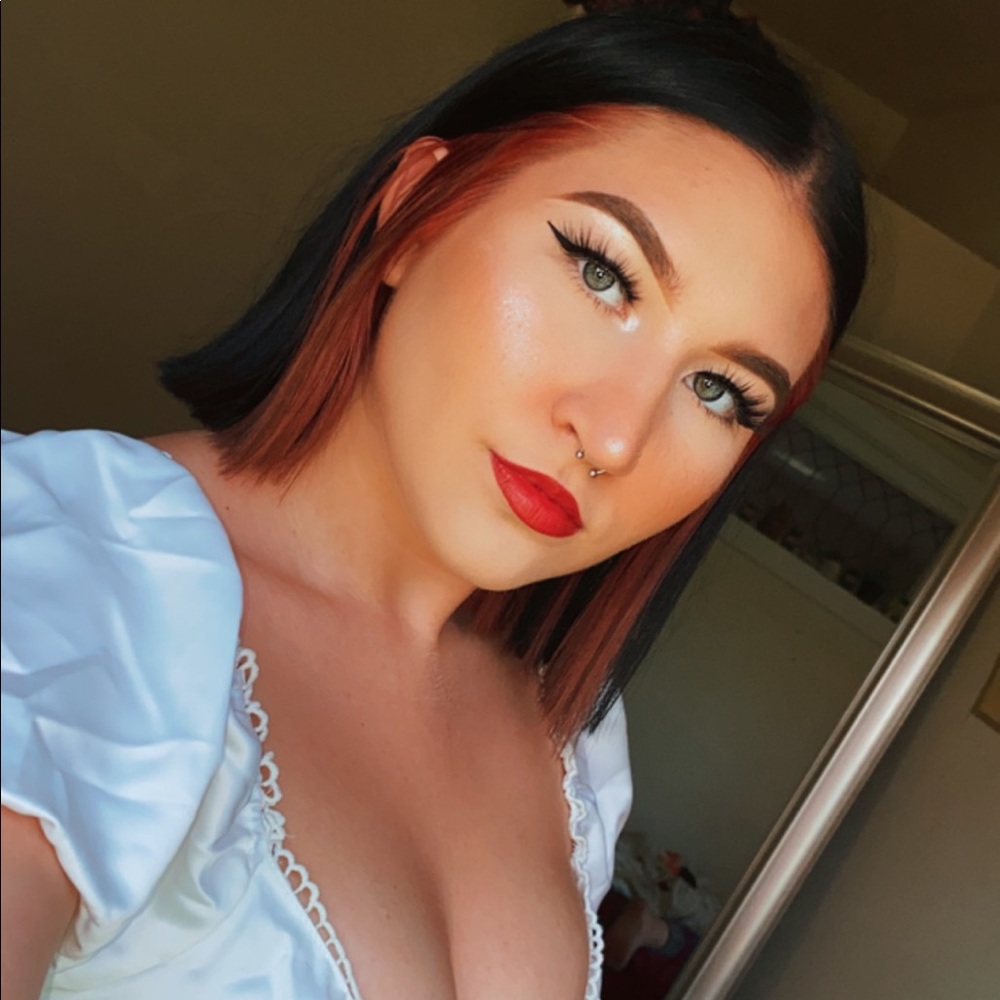 Meet your Posher, Katlyn